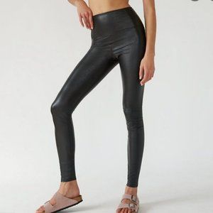 Aritzia Daria Leggings Cropped